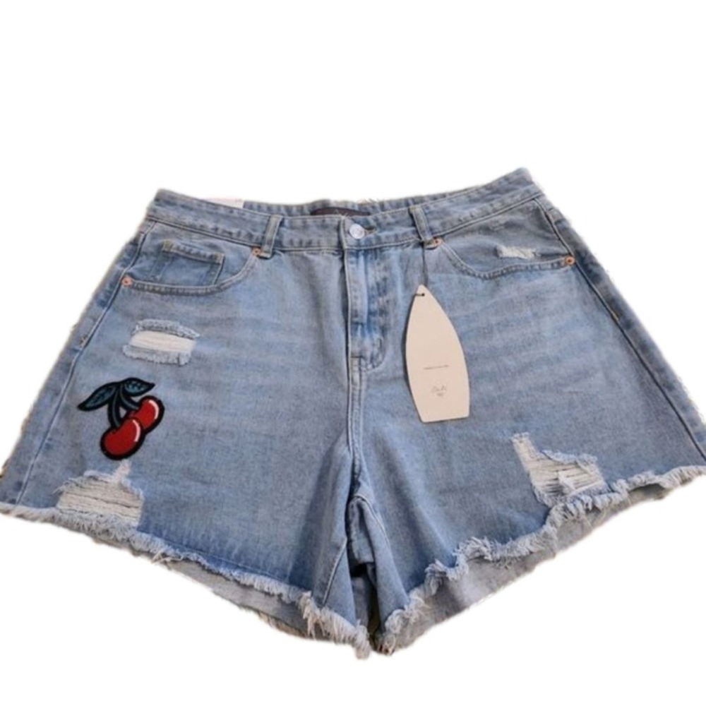 CALI 1850 distressed high rise Cherry Raw Hem mom Jean shorts plus size 18 new